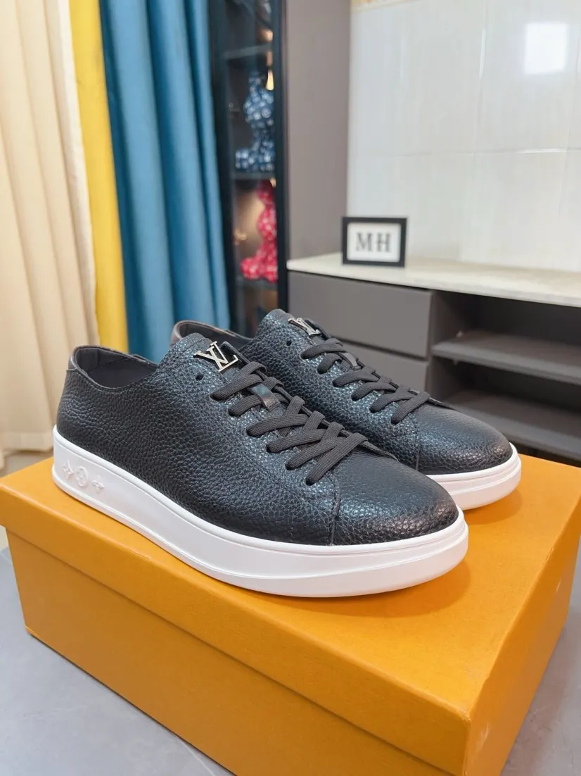Men's shoes💰440🌹🌹[LV]🌹High-end brand of men's shoes: official website 1:1 latest masterpiece: the upper is made of Italian imported first-layer cowhide with special materials➕made of full genuine leather lining🔥, making walking more convenient and comfortable! Exclusive new style, stunning work [color]! Create a fashionable personality to set off your uniqueness! A must-have for trendy men! Classic🔥Number: 38-44